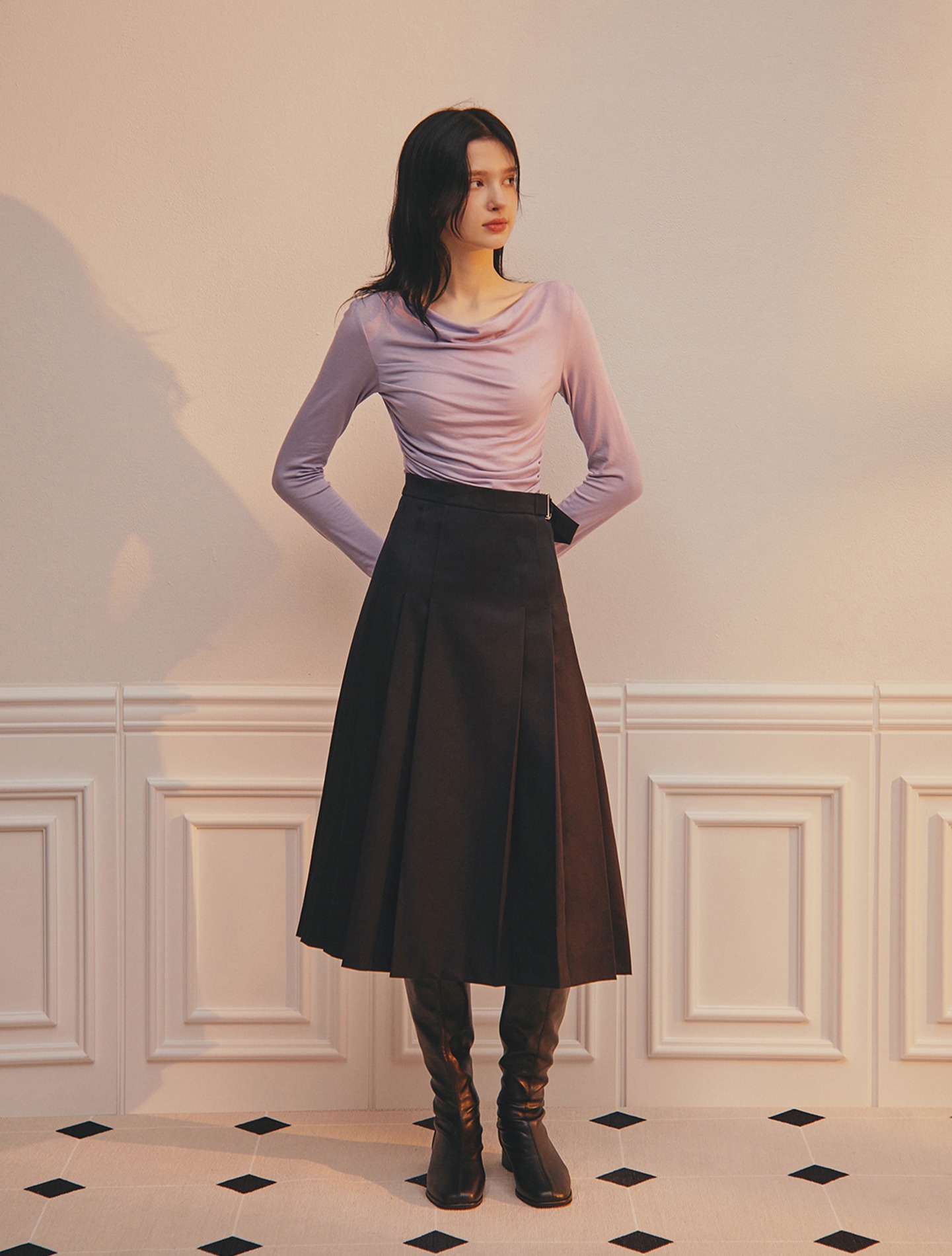 Belted Pleated Midi Skirt (Dark Navy)